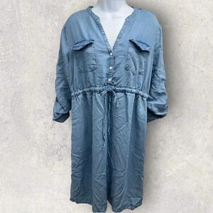 gap maternity light wash denim dress with pockets, size L